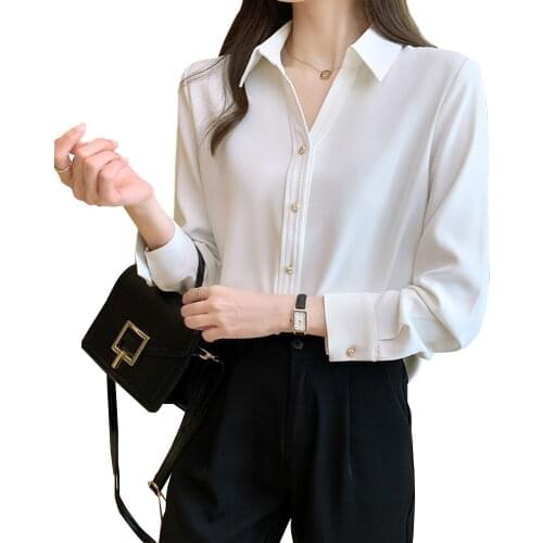 Mokeelo Moutain Stylish Blouses