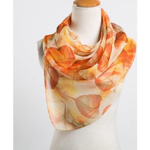 Spring and summer women scarf 2018 new pashmina shawl printed cape silk chiffon Polyester tippet muffler