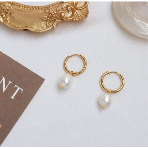 Cheap Price Fresh water pearl Hoop Earring Woman Accessory 316 L Stainless Steel Jewelry 18 k Gold Plated Earring Hypoallergenic