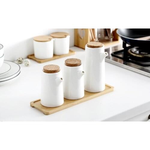 1SET Kitchen Ceramic White Gravy Boats Oil Pot Vinegar Soy Sauce Bottle Pepper Seasoning Bottle Seasoning Jar Bamboo OK 0888