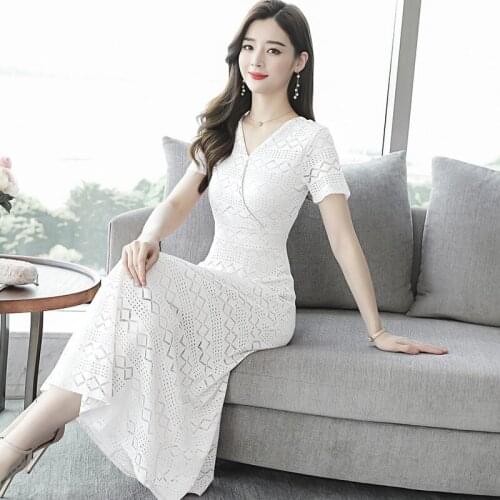 French V-neck Short-sleeved Lace Dress Female 2020 Summer New Slimming Fashion Hollow Out Women Elegant Party Dress & Robes K923
