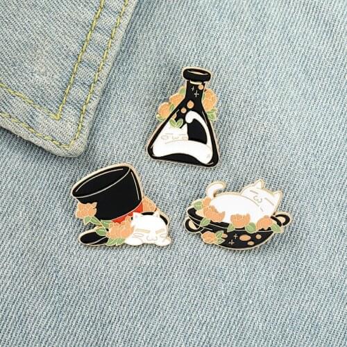 Fashion Creative Cute White Cat Bowl Sleeping Brooch Personality With Gray Cat Hat Alloy Badge All-match Clothing Accessories