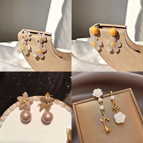 XIYANIKE Gold Color FlowerPearl Rhinestone Vintage Acrylic For Women Alloy Earring 2021 Trend Party Gift Fashion Jewelry Brincos