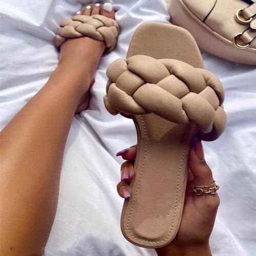Slippers Women Sandals Style Summer Shoes for Women Flat Sandals Rubber Shoes 2020 Leather Slides Plus Size Soulier Shoes Woman