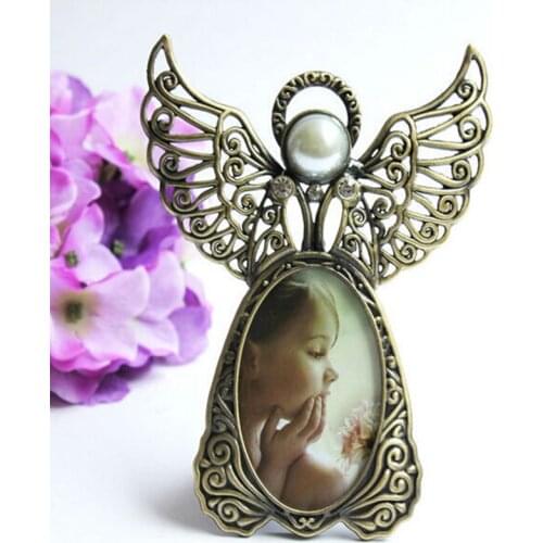 2pcs 3inch Metal Photo Frame European Style Hollow Angel Wings Creative Gift Ornaments Home Living Room Bedroom Home Decor
