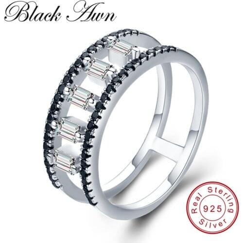 Black Awn Rings With Crystals