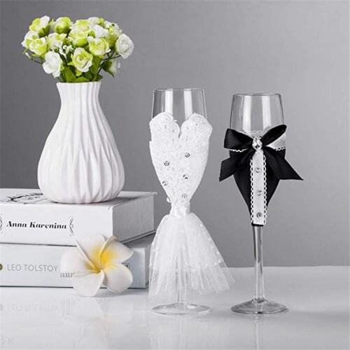 2PCS Wine Glasses For Wedding Creative Glass Cup Bride Groom Champagne Cup Flutes Glass For Toasting Wedding Gift Barware Favors