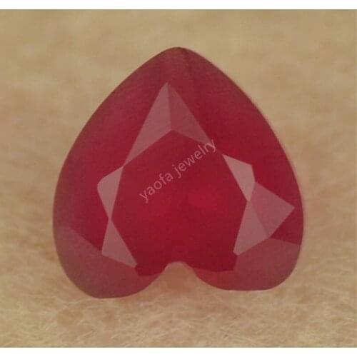 Wholesale 3x3~12x12mm 5A Deep Rose Red Frosted Bottom Glass Stone Heart Shape Cut Synthetic Glass Gems For Jewelry DIY