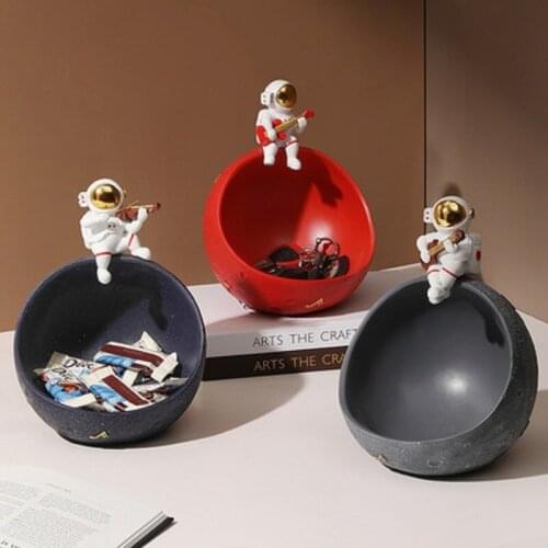 Astronaut Fruit Tray Storage Decoration Resin Material Porch Living Room Bedroom Candy Snack Key Storage Home Craft Decoration