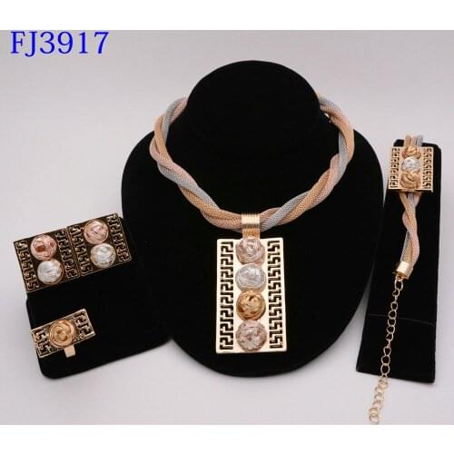 High quality Gold Plated jewelry Earring and Pandant Fashion gold jewelry wholesale Necklace earring costume jewelry set