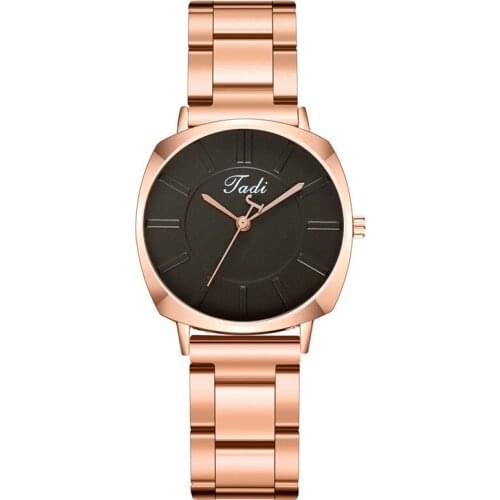 New fashion womens steel band watch Simple square fashion watch womens strip nail scale rose gold steel watch