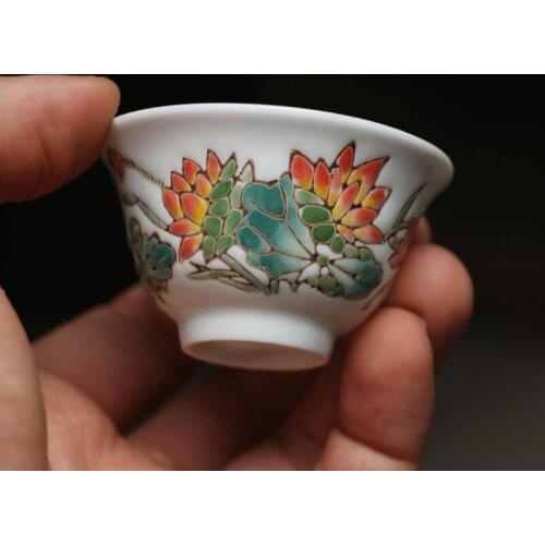 High temperature underglaze famille rose hand-painted anti-mouth cup pressing ceramic kung fu tea cup embossed bell NO.YZ54