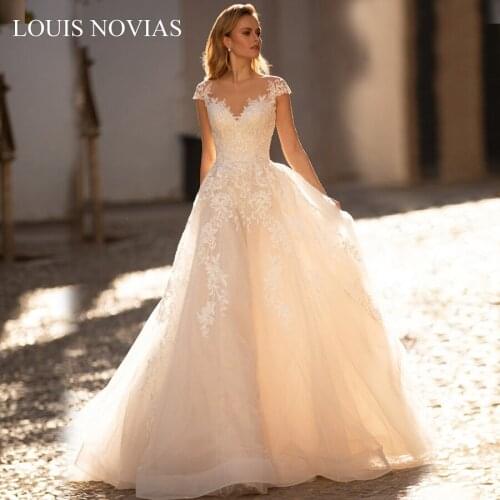 Louis Novias Elegant Sexy Dress Exquisite Applique Embroidery Shiny Embroidery V-Neck Fantasy Twist Button Romantic Wedding Dres