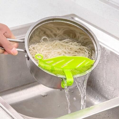 Multi-Purpose Patented Kitchen Leaf-Shaped Rice Wash Plate Fruit-Vegetable Pasta Noodles Plastic Filter Plate Wash Rice