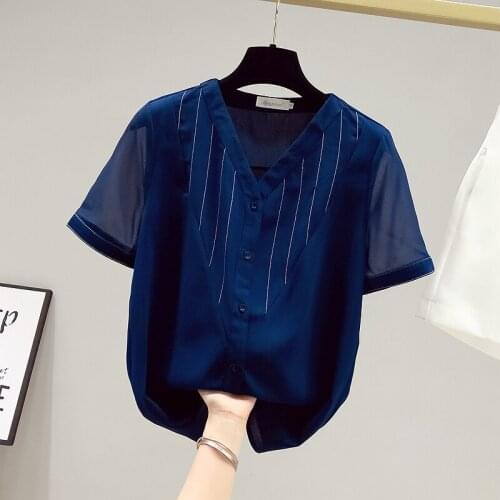 2021 summer new Korean ladies short-sleeved chiffon shirt large size loose professional shirt V-neck shirt blouse
