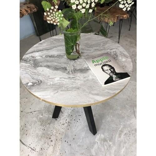 Round table with marble pattern