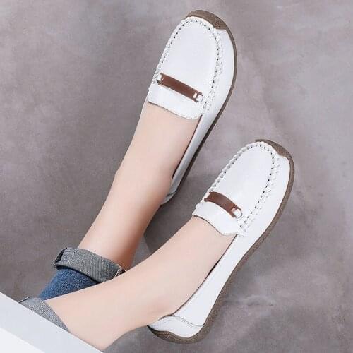 Womens single shoes genuine leather womens shoes large size beans womens shoes cow tendon flat bottom casual moms shoes