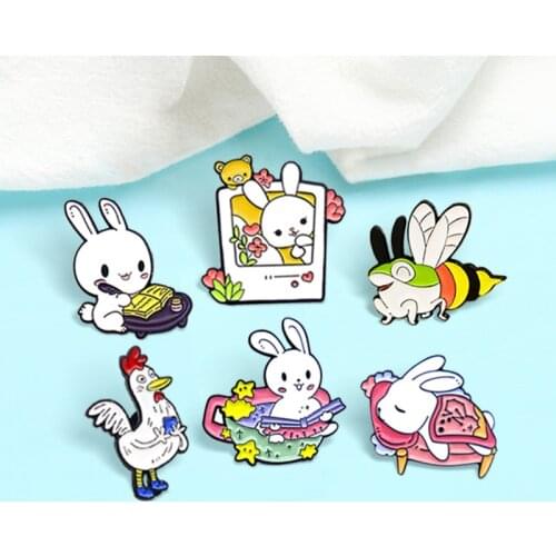 Lovely Rabbit Animal Enamel Pins Rabbit take a shower Chicken Cock Honeybee Frog Dragonfly Brooches Clothes Lapel Badges Jewelry