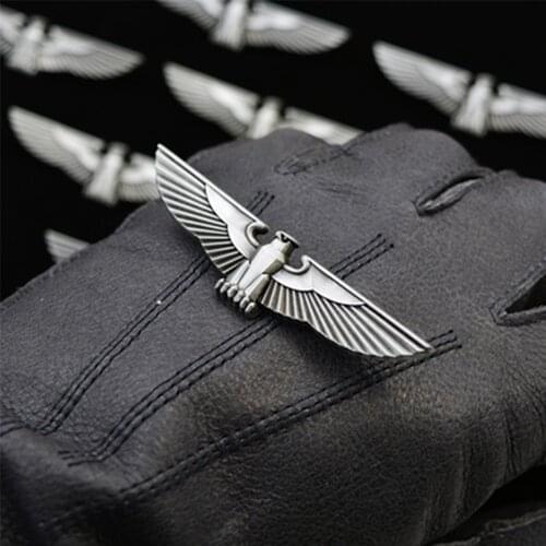 German Deutsche Eagle Pin Metal Badge Medal Brooch Silver