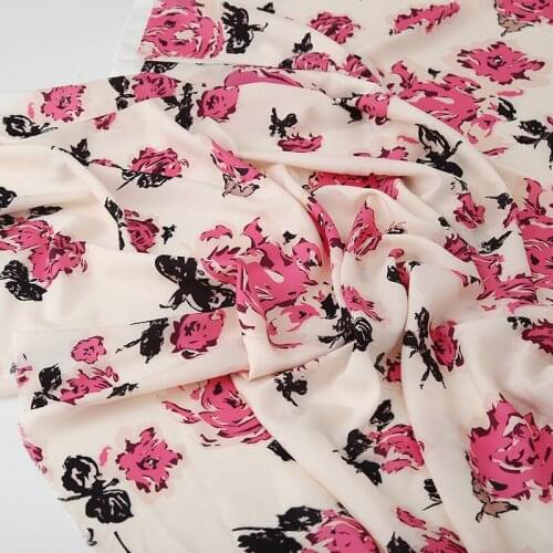 Rose Flower Printed Crepe De Chine Fabric Brand Fashion Clothing Pajamas Shirt Cloth for Dress by Meter Home Textile Wholesale