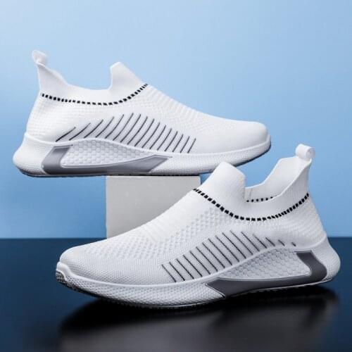 2020 Spring Men Shoes Slip On Casual Shoes Lightweight Comfortable Breathable Walking Sneakers Feminino Zapatos Hombre NanX321
