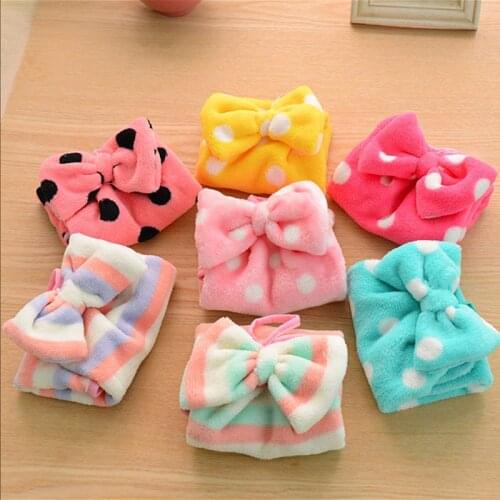 1 Pc Candy Colors Baby Soft Plush Bath Towel Baby Nursery Hand Towel Wipe Hanging Bathing Towel For Children Bathroom Kitchen