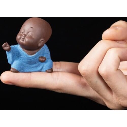 1 PC yixing Purple Clay Small Tea pet Monk Figurine Mini Ornament Boutique Tea Accessories Crafts home tea decoration