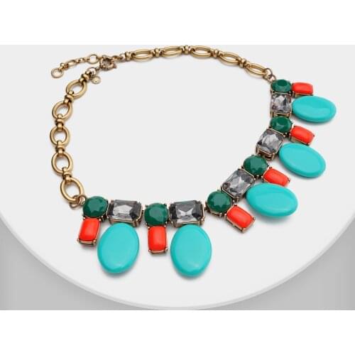 Amorita boutique Colored beads pendant necklace.s