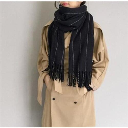 Warm Women Hijab Wool Tassel Womens Scarf Cashmere Womens Bandana Shawls Stoles Ponchos and Capes Winter Plaid Scarfs