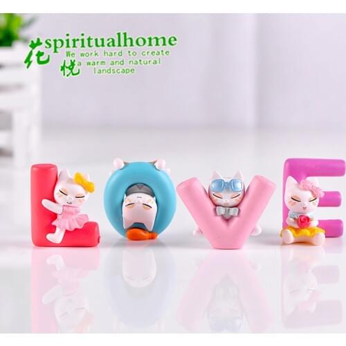 4pcs LOVE Cat Ornaments miniature figurines DIY Material Micro-landscape kids gifts Miniature Garden figurine Home Decor