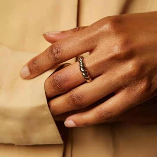 18K Gold PVD Plated Stainless Steel Rope Bold Chunky Ariel Ring Jewelry Inspired Croissant Rope Charlotte Finger Ring