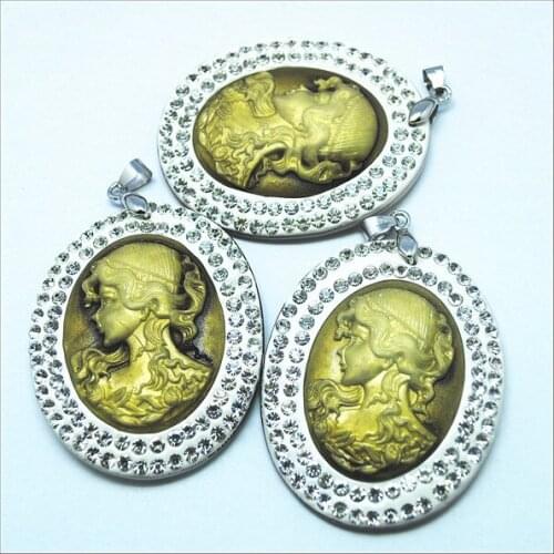 Nature shell pendants rhionestone Beauty head necklace pendants oval shape and round shape top fashion design with rhinestone