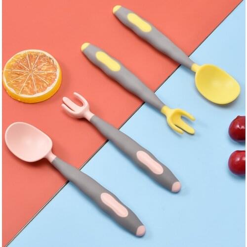 2Pcs/Set Baby Twist Fork Spoon Suit Auxiliary Food Silicone Spoons Infant Training Spoon Curved Portable PP Tableware Sets