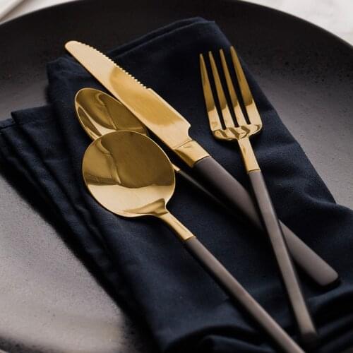 Gold plated Western food Cutlery Set Stainless Steel Tableware Set with Tablespoon knife fork Teaspoon