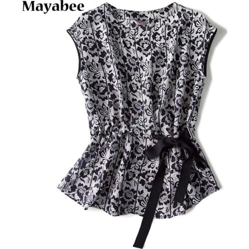 Simple Black And White Lace Printed Mulberry Silk Waist Tie Bow Sleeveless T-Shirt Spring Summer 2021 New