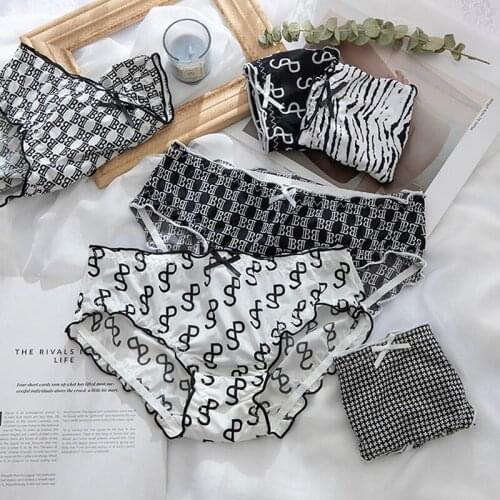Simple Sexy Print Ruffle Womens Underwear Comfortable Ice Silk Seamless Panties Breathable Cotton Crotch Female Briefs Lingerie
