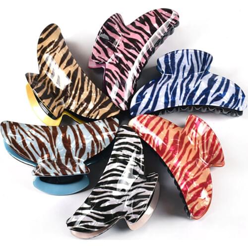9cm Ladies Large Hair Claw Fashion Zebra Striped printing Big Hair Clips for Women Headwear Crab Hairpins Accessories Ornaments