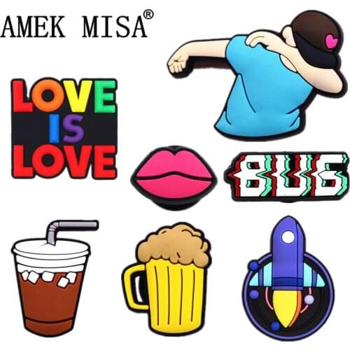 NEW 3D Beer Coffee Shoe Chrams Accessories Love Bug Pink Lips PVC Shoe Decoration Designer for croc jibz Kids X-mas Party Gifts