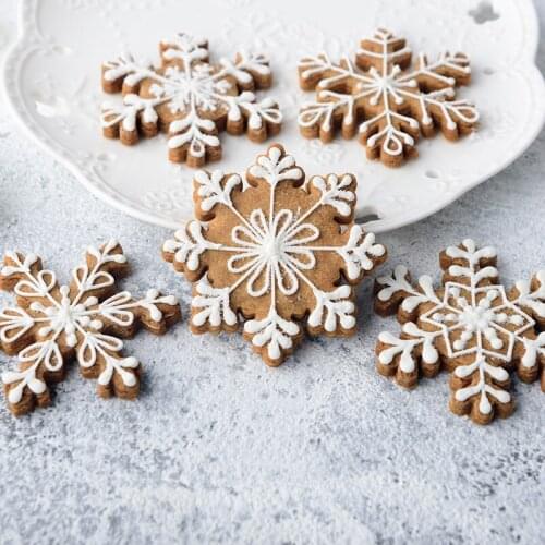 Snowflake Christmas Cookie Tools Cutter Molds Biscuit Stamp Mould Sugarcraft Fondant Cake Cutting Mold Cake Decorating Tools