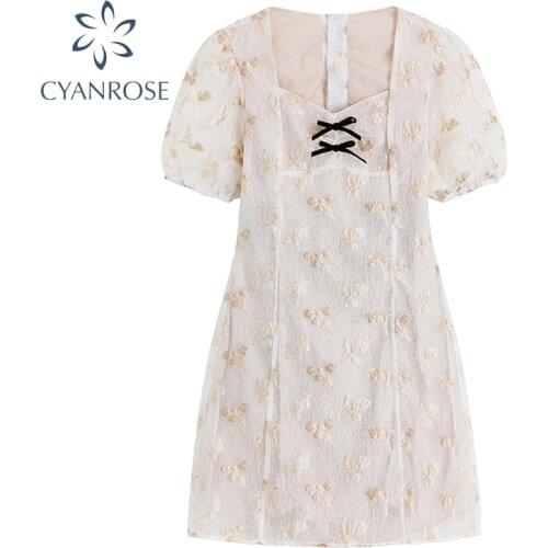 French Vintage Short Sleeve Temperament Floral Print Dress Women 2021 Summer New Back-Waist Hollow Bow Lace-Up Sweet Dress Lady