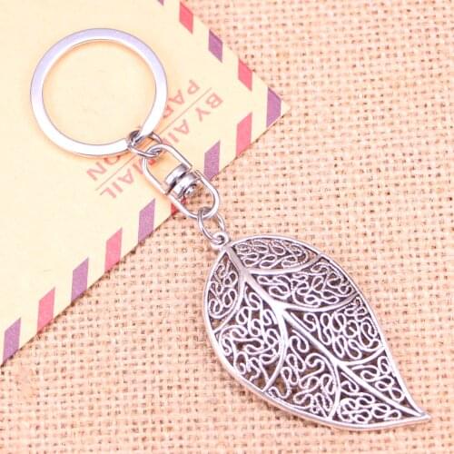 20pcs New Fashion Keychain 57x31mm leaf Pendants DIY Men Jewelry Car Key Chain Ring Holder Souvenir For Gift