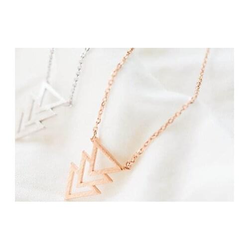 Fashion 3 triangle Necklace Pendant Necklace for women