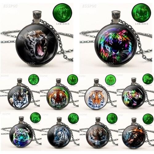 Tiger Animal Luminous Glass Dome Cabochon Black Metal Necklace King of The Forest Fashion Cool Accessories Jewelry Pendant Gift