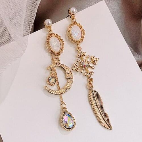 Korean Version Baroque Feather Moon Earring Geometric Irregular Joker High-Grade Metal Drop Earrings