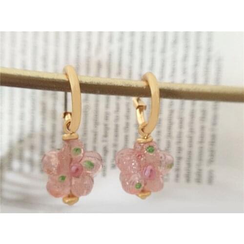 Sweet Gold Color Plating Hoop With Lovely Pink Flower Blossom Charm Earrings For Women Girl Elegant Gorgeous Cute Pretty Jewelry