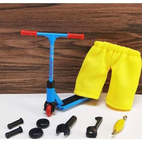 5 colors Mini Alloy Finger Scooter Model Set Interactive Finger Toy Novelty Sensory Activity Finger Scooter Skateboard Kit