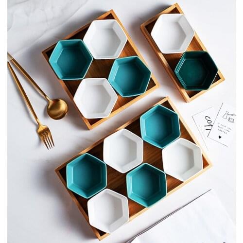 Ceramic Dried Fruit Tray Snack Plate Seperated Dish Nut Ornaments Snack Tray Home Creative Nordic 2/4/6 Combination