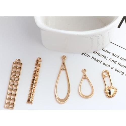 10pcs New Design 2020 Fashion Circle Letter Popular Pendant Fashionable Earrings For Women Pendant Diy Jewelry Accessories