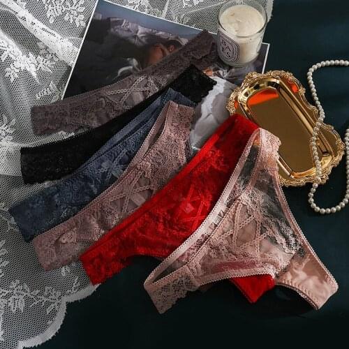 2011 New European Style Thong Sexy Lace Panties Fashion Hollow Out Comfort G-String Low Waist Seamless Underpants Lingerie