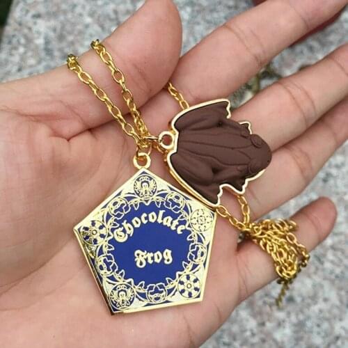 Fantastic Beasts Chocolate Frog Gold Metal Pendant Keychain Necklace Magic School Keyring Chain Ornament Cosplay Jewelry